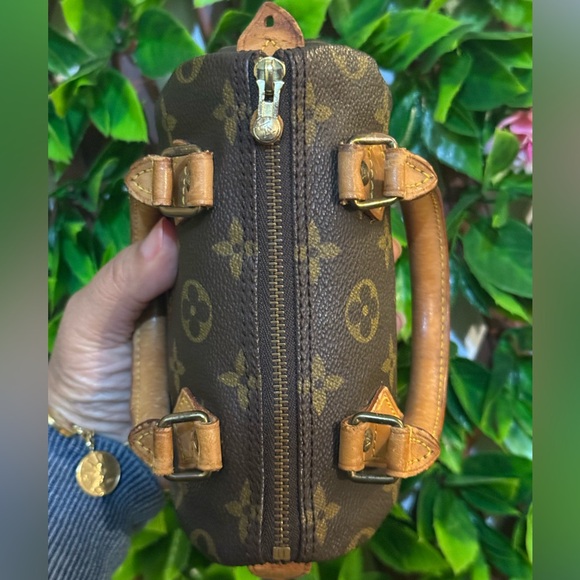 Louis Vuitton Monogram Vintage Mini Speedy - Picture 6 of 17